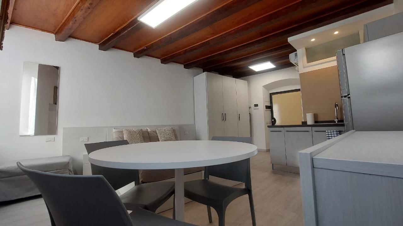 Loftcentre Lägenhet Bergamo Exteriör bild